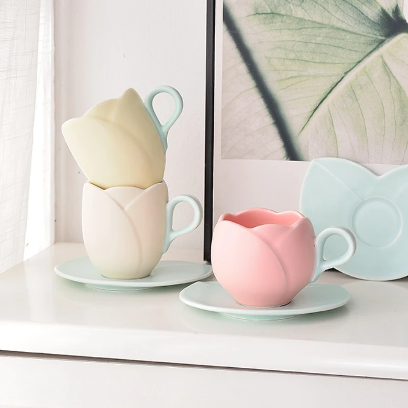 Винтажный набор кофейных кружек-тюльпанов, изысканная чашка с цветочным знаком, керамические чашки для послеобеденного чая, оригинальные и забавные чашки для раздачи кружек