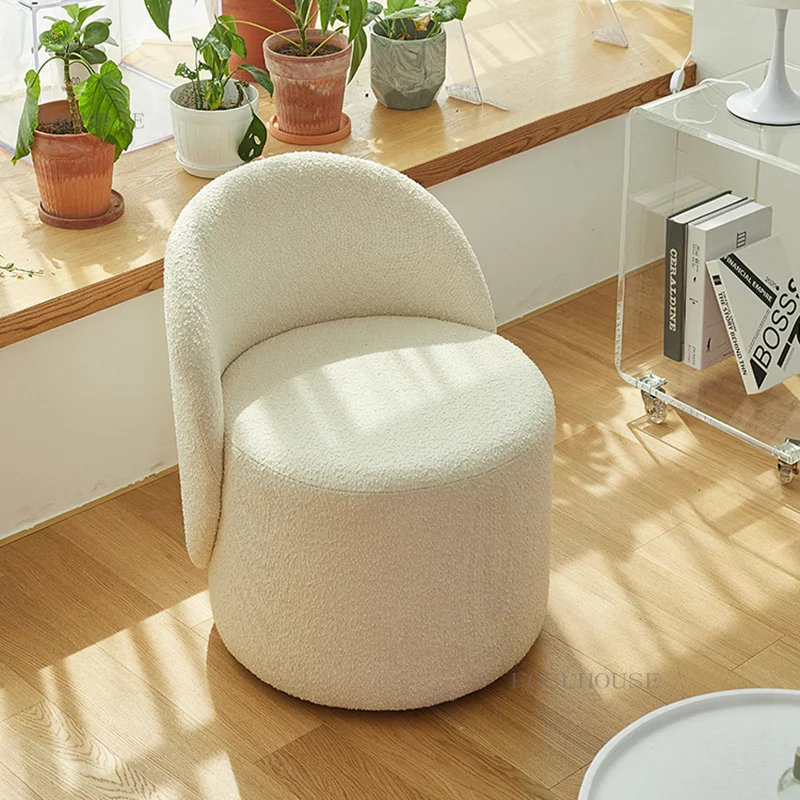 Скандинавские тканевые стулья для гостиной Мебель для дома Современный минималистичный табурет для макияжа в спальне Поворотная спинка Легкий Роскошный Одноместный табурет