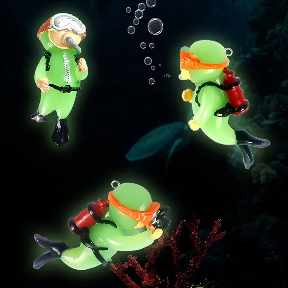 Светящиеся зеленые мини фигурки дайвера Аквариумный орнамент Декор аквариума Плавающий ландшафт Светящиеся в темноте Аксессуары для аквариума